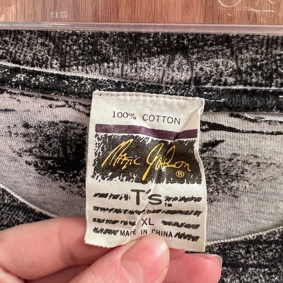 Vintage 90s Magic Johnson NFL Raiders Tshirt size XL - Picture 2 of 11